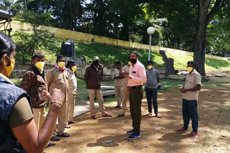 mahout refuse to covid test in Mysore