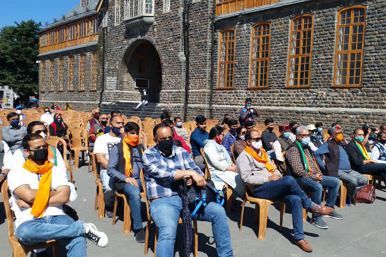 telecast of  Rohtang Atal Tunnel being shown live on Mall Road  Shimla