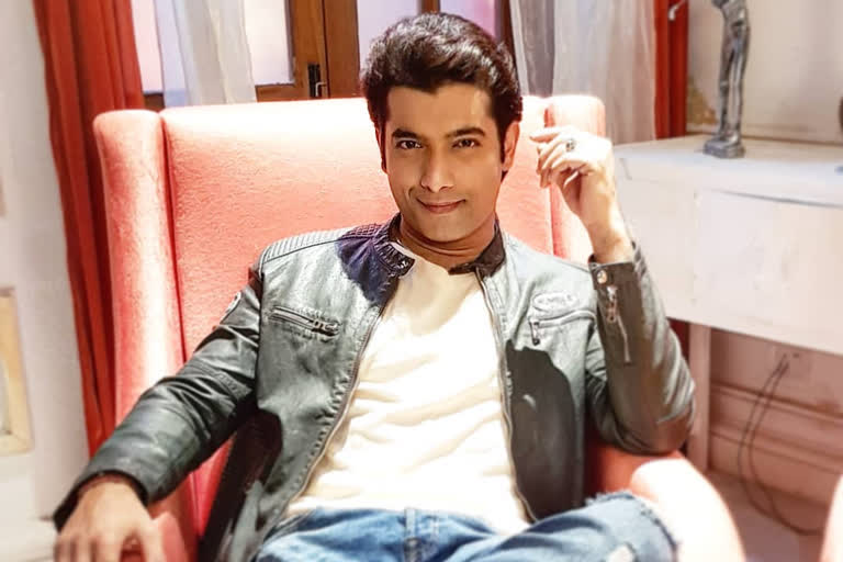 sharad malhotra tests positive for covid 19 goes home quarantine