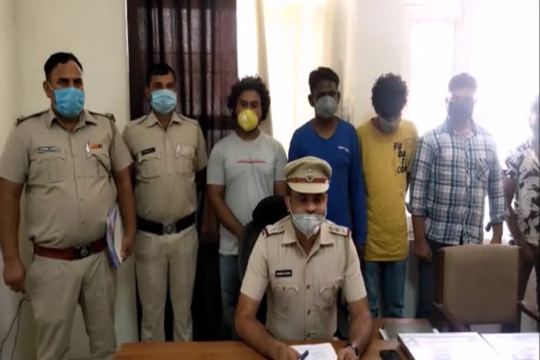 Crime Investigation Branch Police arrested 6 cyber thugs in Palwal