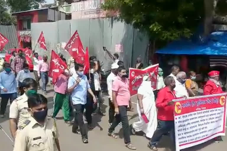 citus grand march in nashik demanding death penalty for rapists in hathras case