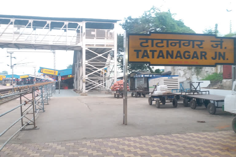 two new trains to stop on tatanagar station in jamshedpur , टाटानगर में ठहरेगी अब ये दो ट्रेनें