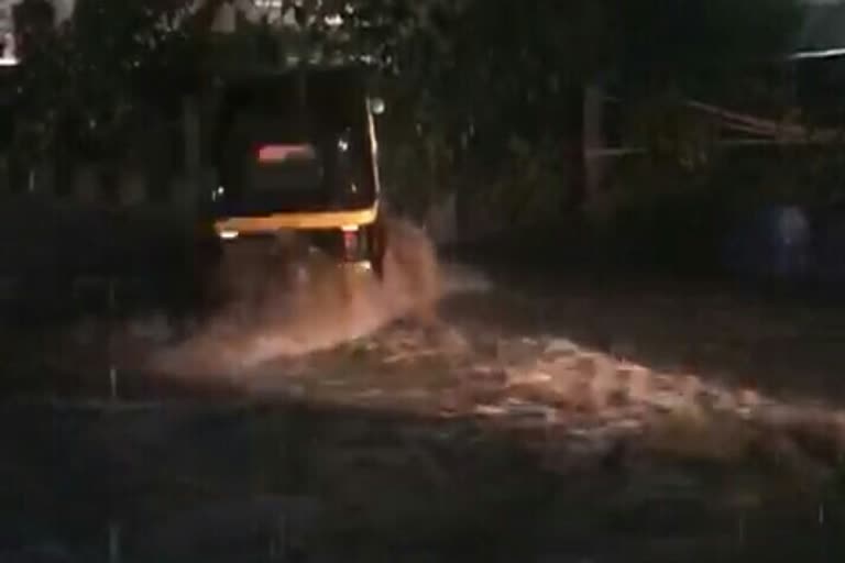 heavy rainfall in mumbai