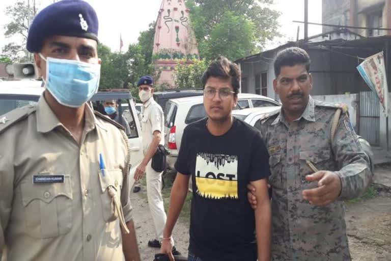 kidnappers released the businessman from police raid in dhanbad