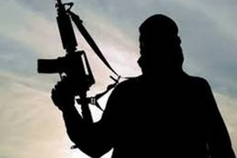 Area commander among 5 Naxals arrested in Bihar  നക്സല്‍ പ്രവര്‍ത്തകര്‍ പൊലീസ് പിടിയില്‍  ഗയയില്‍ നക്സല്‍ പ്രവര്‍ത്തകര്‍ അറസ്റ്റില്‍  നക്സലുകള്‍ പൊലീസ് പിടിയില്‍  ബിഹാറില്‍ നക്സലുകള്‍ പിടിയില്‍