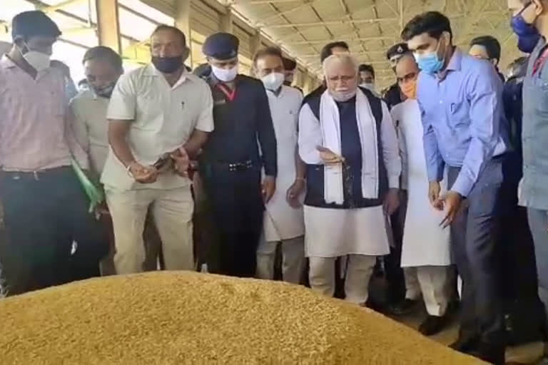 cm manohar lal visited karnal grain market