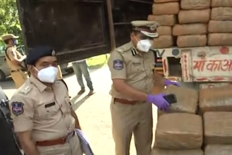Cannabis smuggling gang arrested in Hyderabad