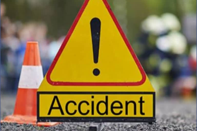 6 labourers killed  24 injured as tanker hits van in MP  MP  മധ്യപ്രദേശില്‍ വാഹനാപകടം; 6 തൊഴിലാളികൾ മരിച്ചു, 24 പേർക്ക് പരിക്ക്  മധ്യപ്രദേശില്‍ വാഹനാപകടം  6 തൊഴിലാളികൾ മരിച്ചു  24 പേർക്ക് പരിക്ക്