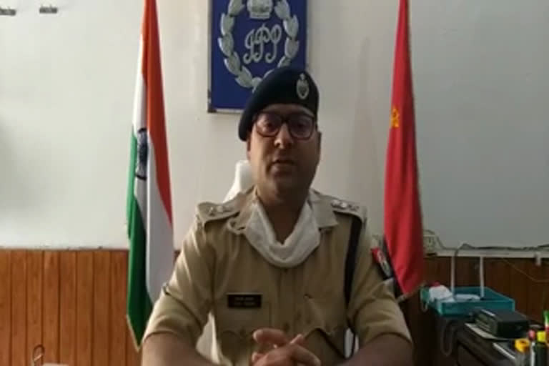 पुलिस अधीक्षक अजय कुमार.