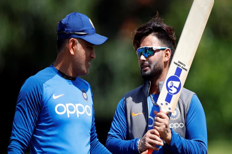 MS Dhoni Rishabh Pant