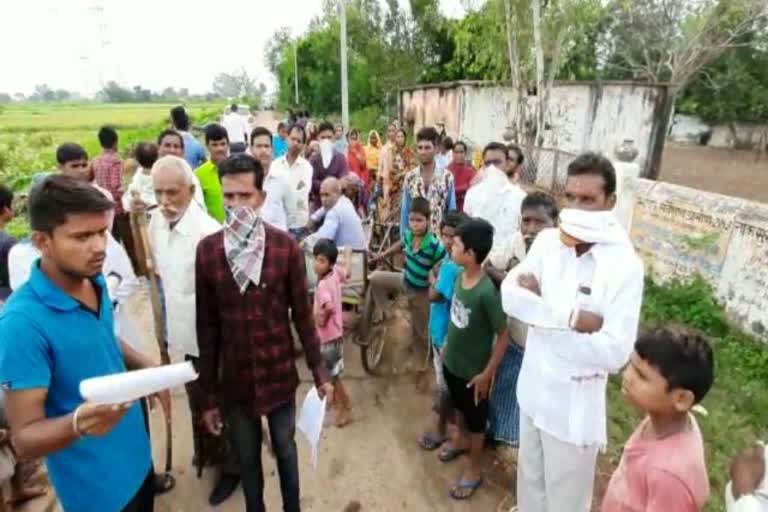 interference-of-sarpanch-husband-in-panchayat-work