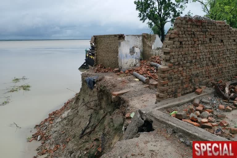 villagers looking-for-government help on ganges eruption