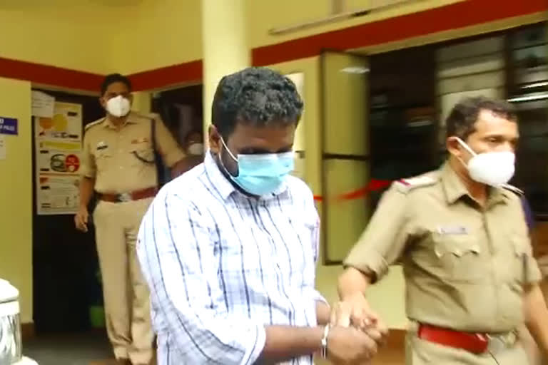 Thrissur  murder of dental doctor  accused mahesh arrested  ദന്തഡോക്ടറെ കുത്തി കൊലപ്പെടുത്തിയ കേസ്  പ്രതി പിടിയിൽ  മഹേഷ്