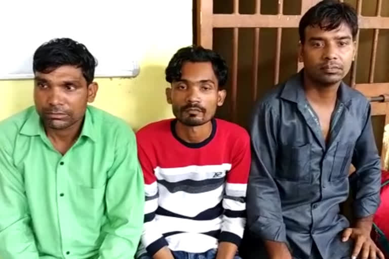 3 young man from Uttar Pradesh arrested by Majbaat Police