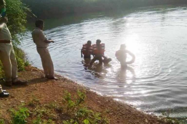 boy-dead-who-went-to-swim-in-pond