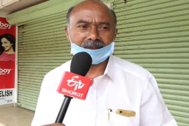 Opening Ceremony Boycotted  Rajakumari Health center news  ആരോഗ്യകേന്ദ്രത്തിന്‍റെ ഉദ്ഘാടന ചടങ്ങില്‍ നിന്നും യുഡിഎഫ് വിട്ടുനിന്നു  രാജകുമാരി പ്രാഥമിക ആരോഗ്യകേന്ദ്രം  കുടുംബാരോഗ്യ കേന്ദ്രം