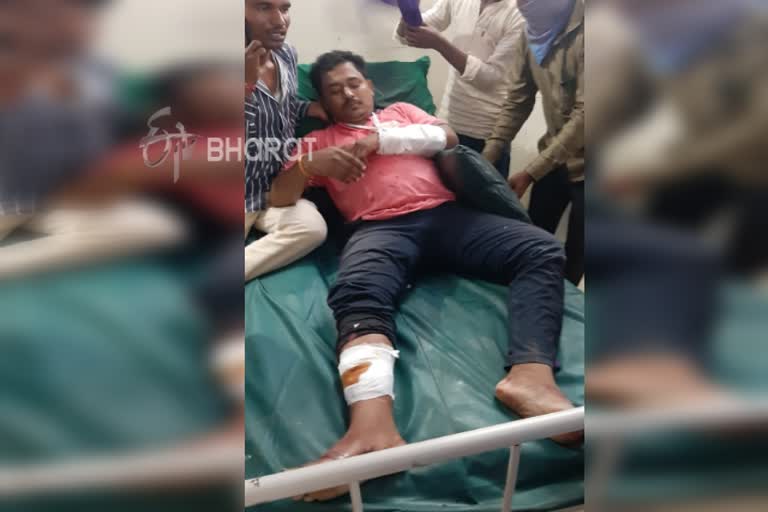 Attack on BJP leader in Vijayapura: CCTV Video