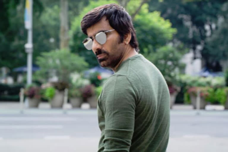 raviteja seen as lawyer in director maruthi film