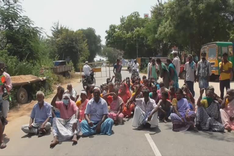 ragavanaidu kuppam people protest