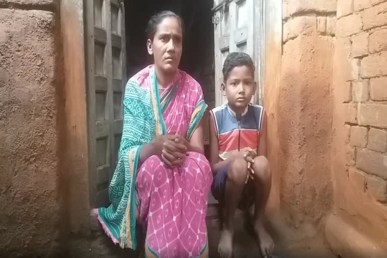 Kherdei Harna, a widow woman deprived of government schemes