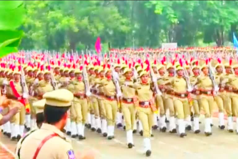 conistables passing out parade in mamunuru training center