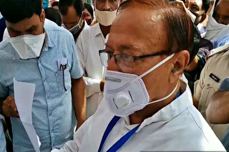 प्रभारी मंत्री डॉ. बीडी कल्ला, श्रीकरनपुर क्षेत्र में पेड़ कटाई, Felling of trees in Srikaranpur region