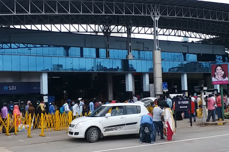 Preparing to start Chhapra-Durg-Chapra special train