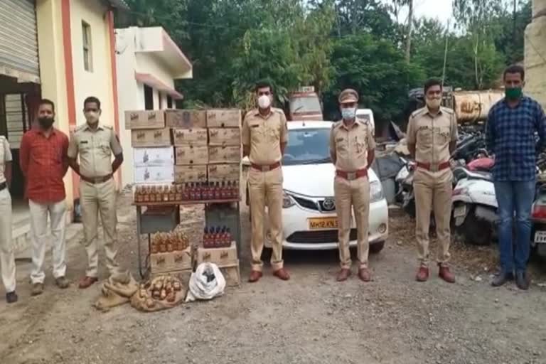 गोवाची दारू सोलापुरात जप्त