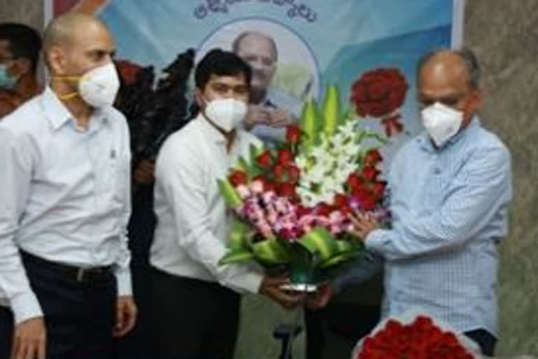 officers given send off to jawahar reddy