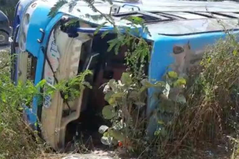 bus accident in jhansi