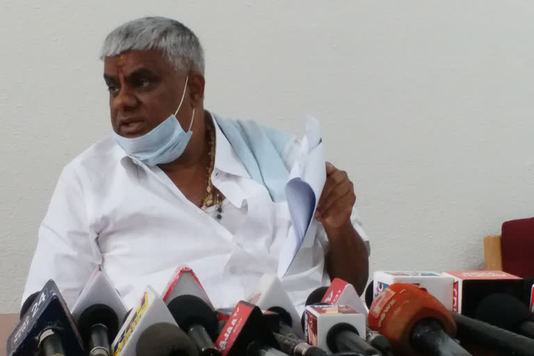 hd-revanna-talk-about-hasana-municipal-reservations-issue