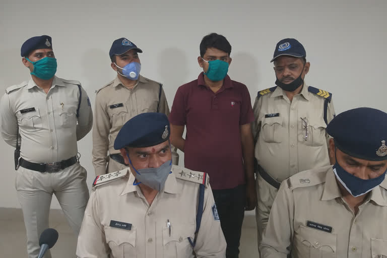 Gwalior police arrested a vicious thief