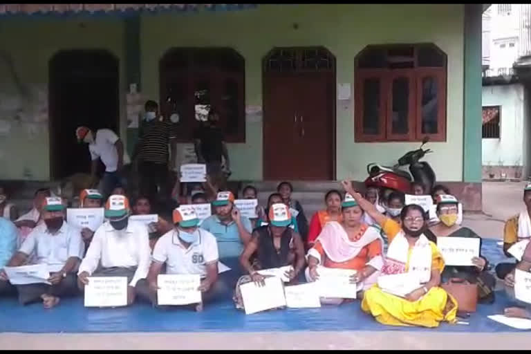 Massive protest of the Congress in Golaghat, against the farmer's Act 2020