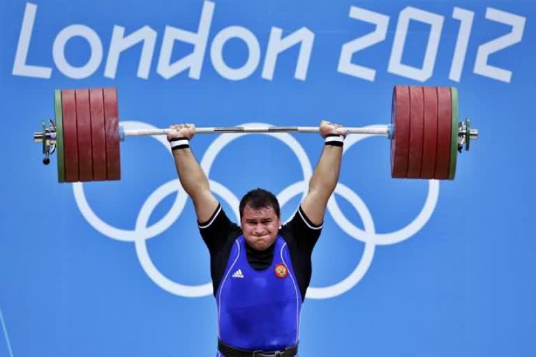 six russian weightlifters banned in doping