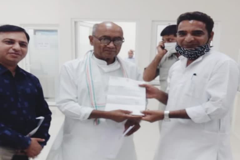 Rambhai Mehar became Digvijay singh representative