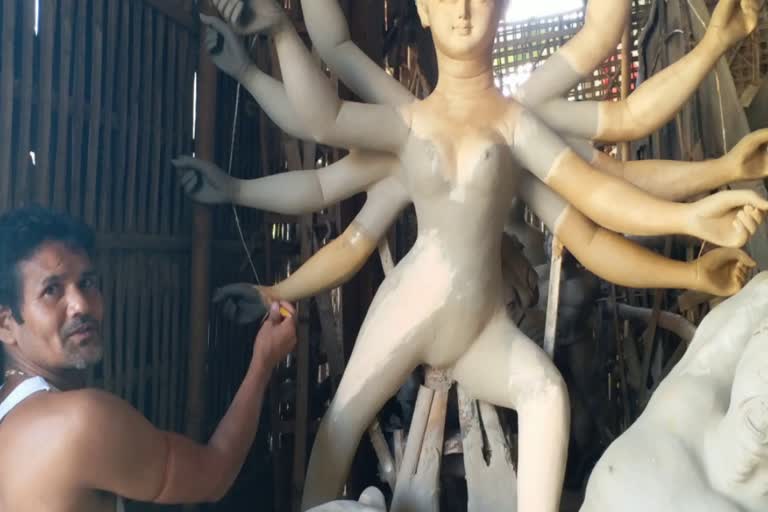 Covid-19: The clay artists of Marigaon are not as busy for Upcoming Durga Puja