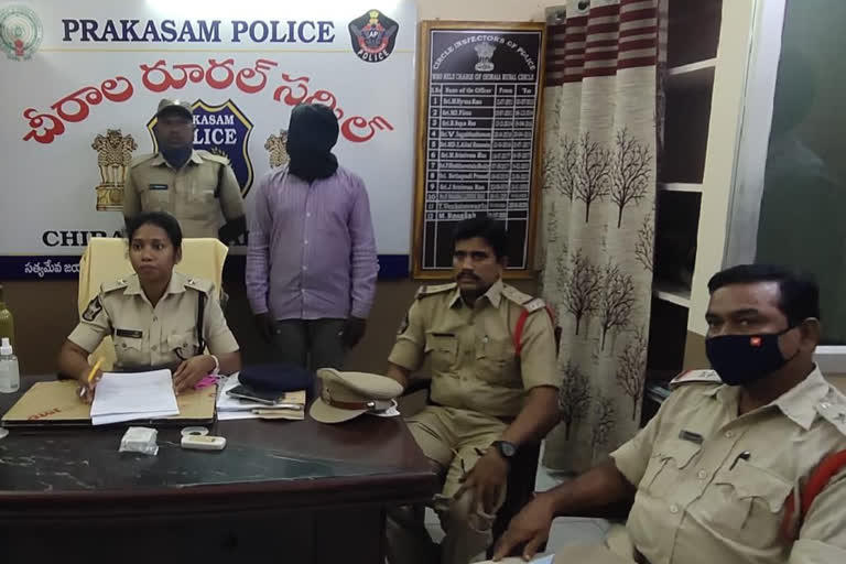 temple hundi thief arrest