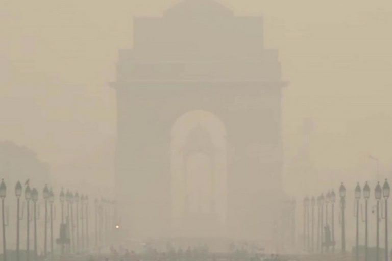 Delhi's air quality hits 'very poor' level, first time this season