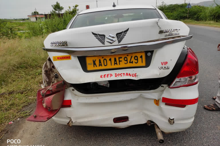 Car collision in Raichur