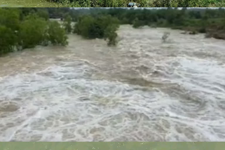 Heavy flooding of Tammileru reservoir