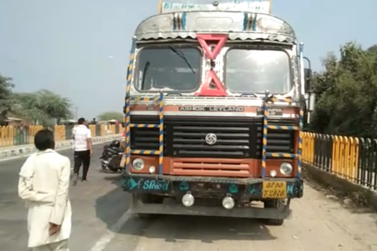 road accident in mahoba