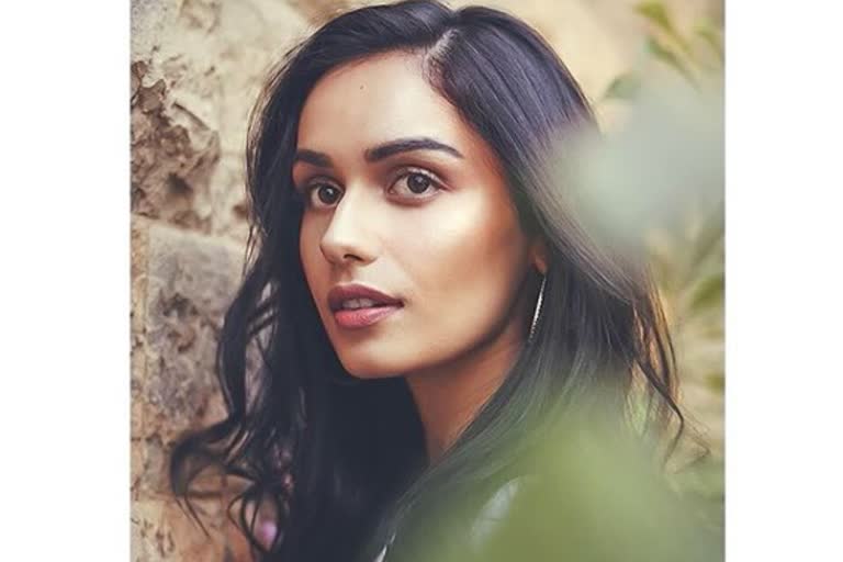 Manushi Chillar started shooting for 'Prithviraj'