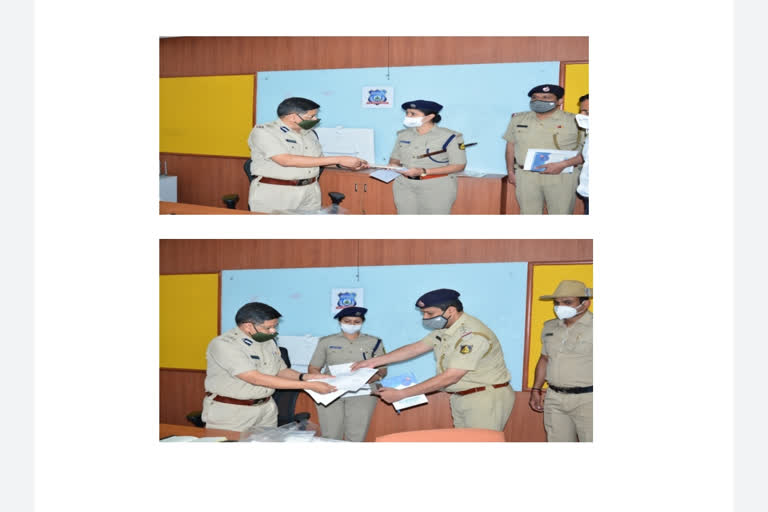 Kamal Pant felicitated for the good work of the police