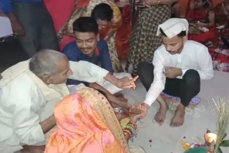 lover couple married in temple