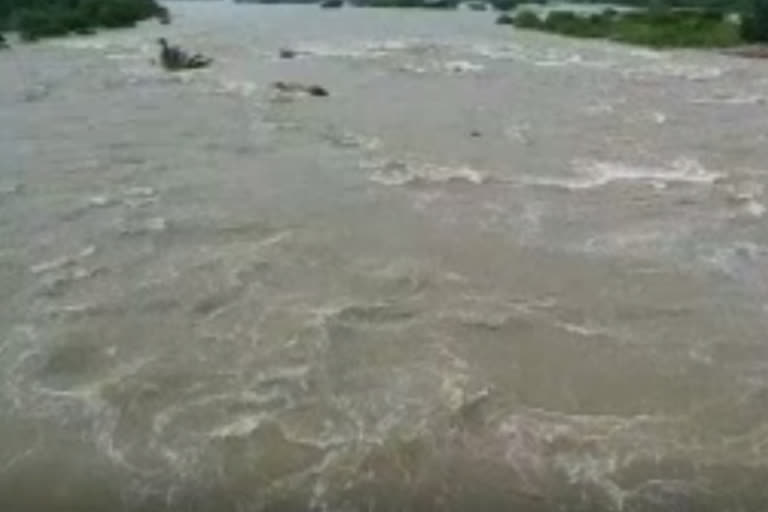heavy floods in medak district