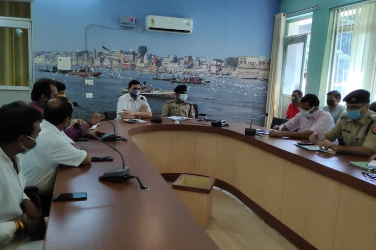 dm and ssp meeting in varanasi