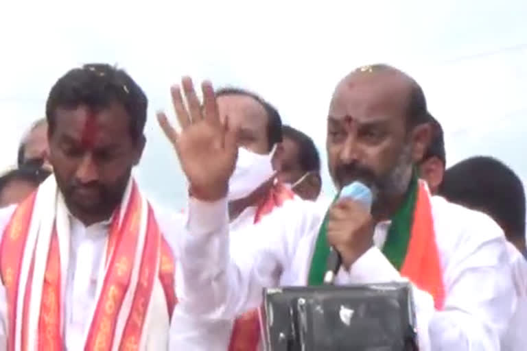 bandi sanjay in dubbaka bi election rally