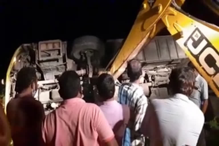 bus accident at phirangi puram