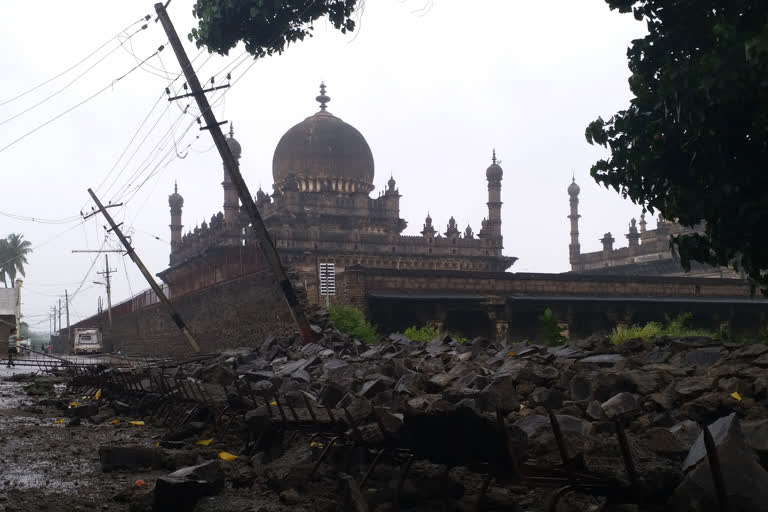 Ibrahim Roja Memorial Barrier Collapse