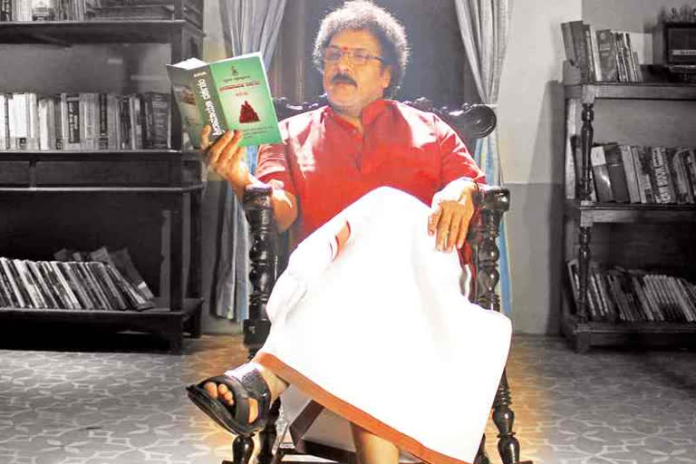 CrazyStar Ravichandran Acting in Kannadiga film